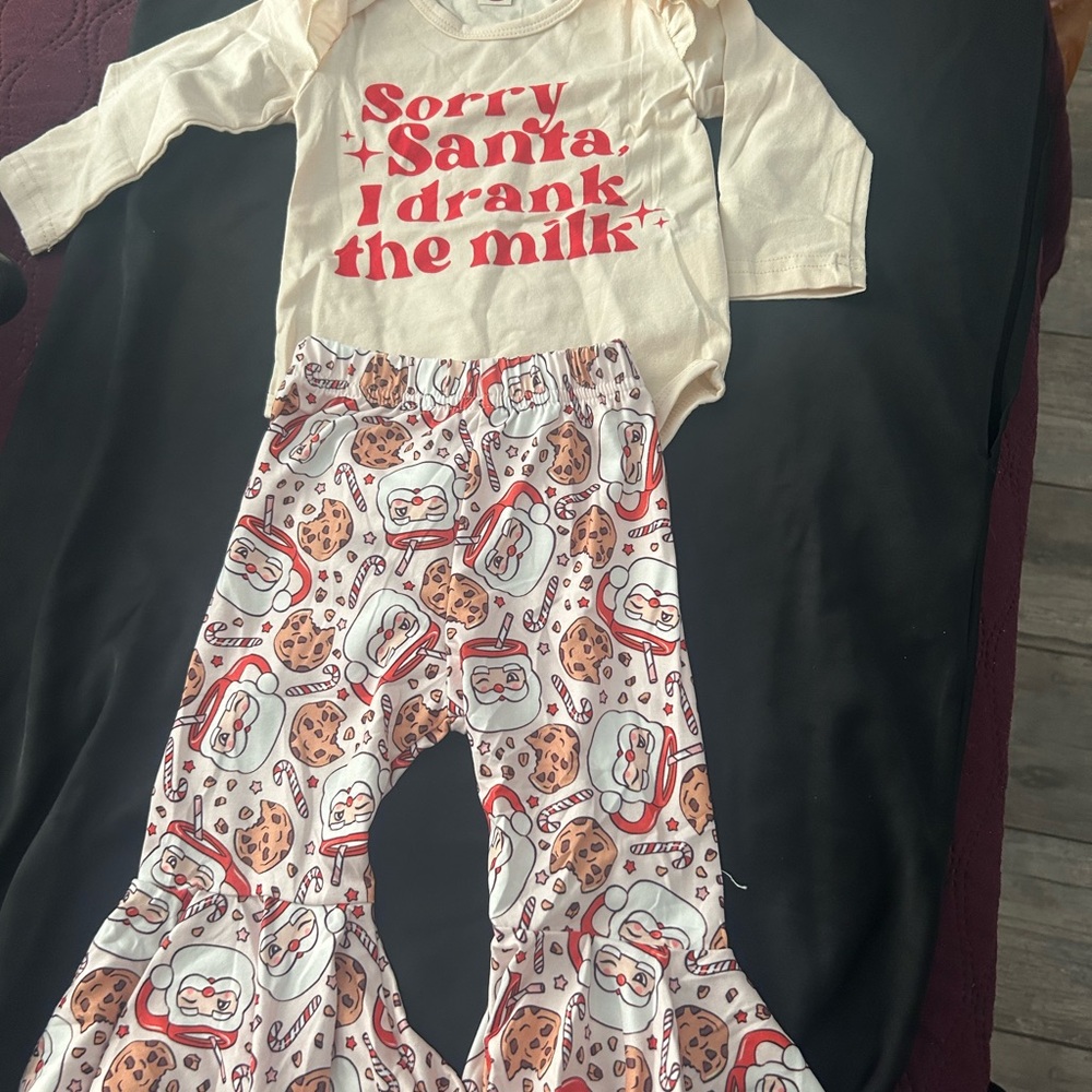 Amazon Kids Matching Set - Cream and Red